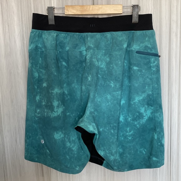 🥂HPLululemon men‘s T.H.E. Linerness 9” athletic running🏃 workout short Size L - Picture 6 of 17
